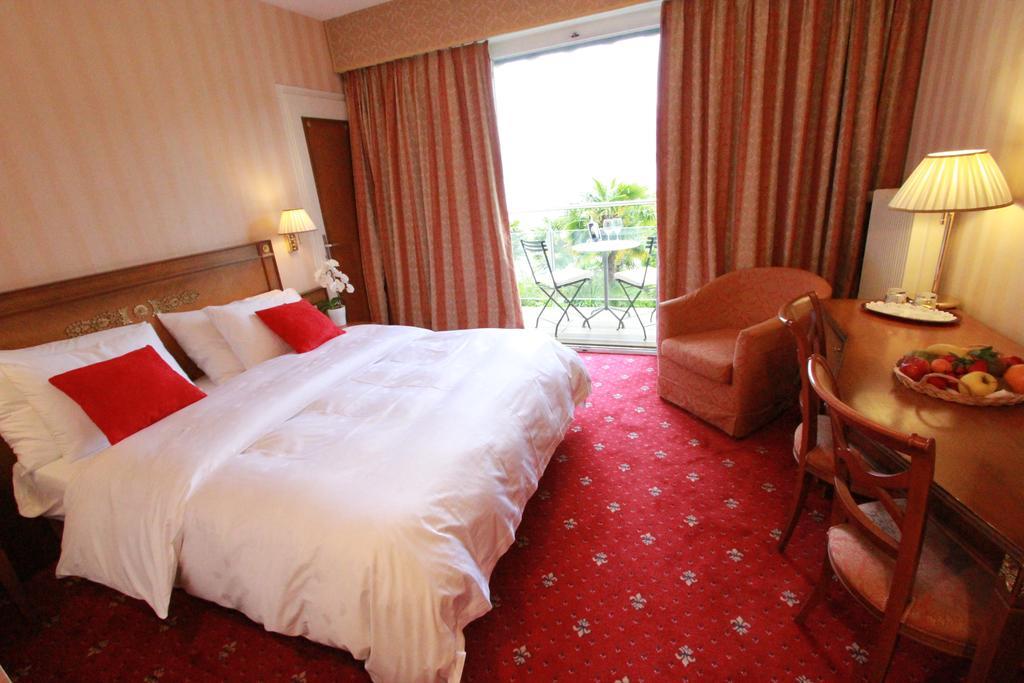 מונטרה Golf Hotel Rene Capt מראה חיצוני תמונה